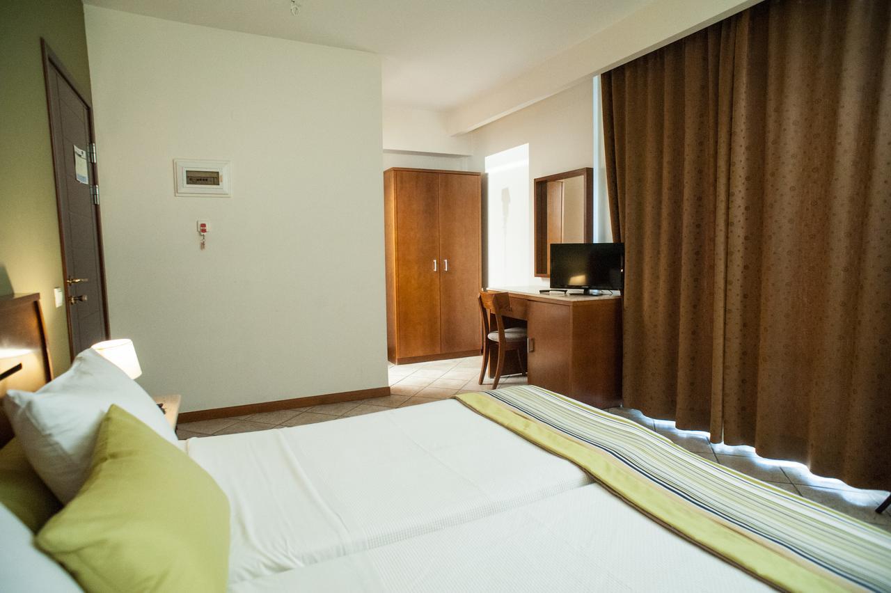Hotel Aigli Peraía Exteriér fotografie